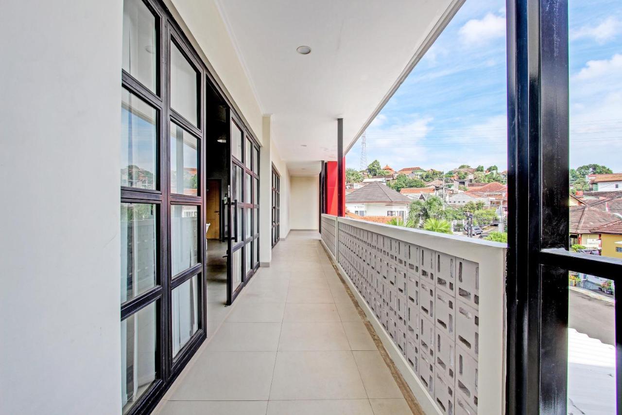 Capital O 91377 Mk Prime Syariah Hotel เซอมารัง ภายนอก รูปภาพ